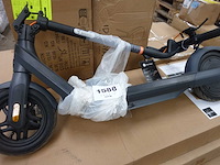 E2 pro ninebot by segway elektrische scooter - afbeelding 4 van  13