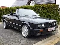 E30 318 - afbeelding 17 van  23