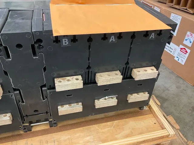 Eaton mwpc6n vermogenschakelaar - afbeelding 7 van  11