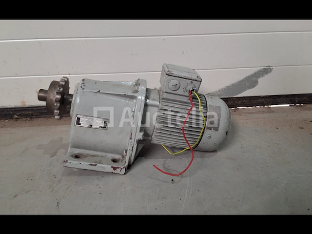 Eberhard bauert tandwielmotor dk 841ahz/200 - afbeelding 1 van  5