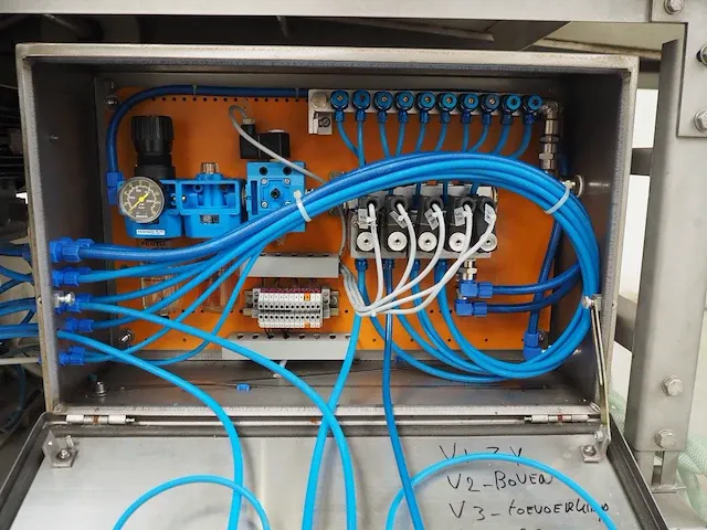 Ebm - afbeelding 5 van  14