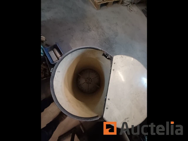 Ecoclean cryogene zandstraalmachine - afbeelding 1 van  5