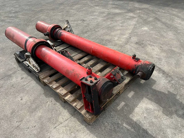 Edbro - cilinder kipper 25ton - vrachtwagen onderdeel - afbeelding 5 van  8