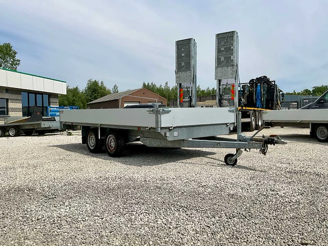 Eduard pl20 aanhangwagen *export* - afbeelding 1 van  15