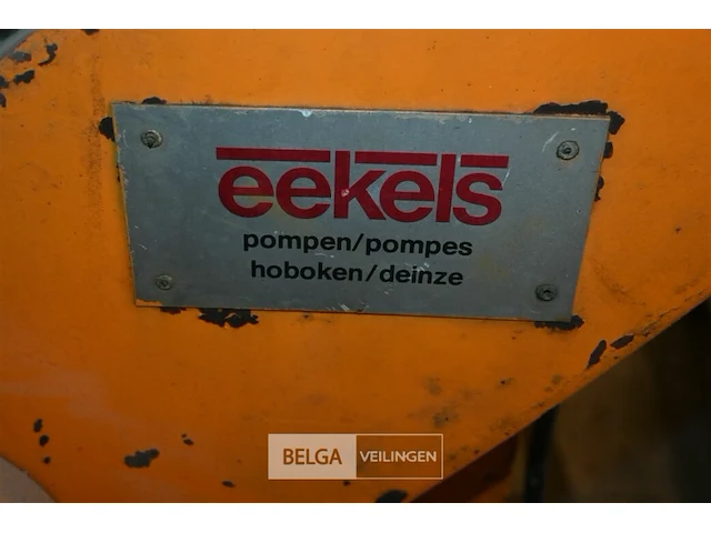 Eekels waterpomp met extra slangen - afbeelding 7 van  11