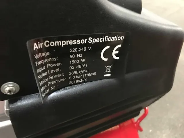 Eén luchtcompressor retour zending - afbeelding 5 van  5