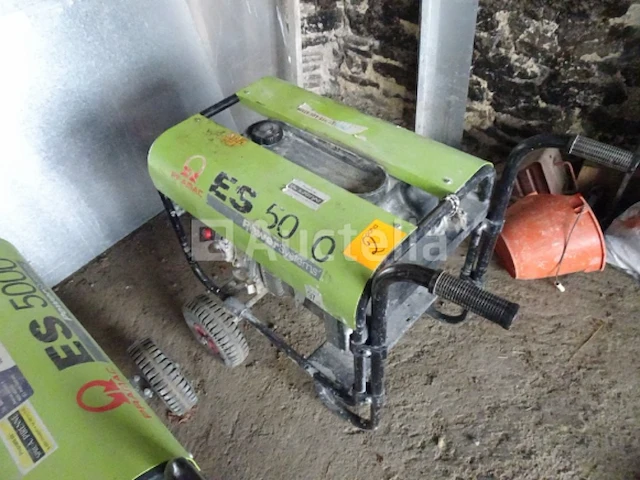 Een pramac powersystem generatorset model es5000 - afbeelding 3 van  5