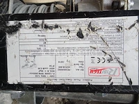 Een ribitech lier - afbeelding 3 van  3