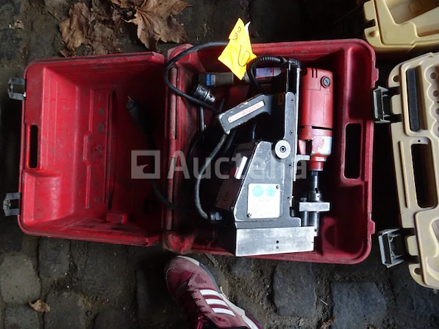 Een rotabroach magnetische kolomboormachine - afbeelding 2 van  4