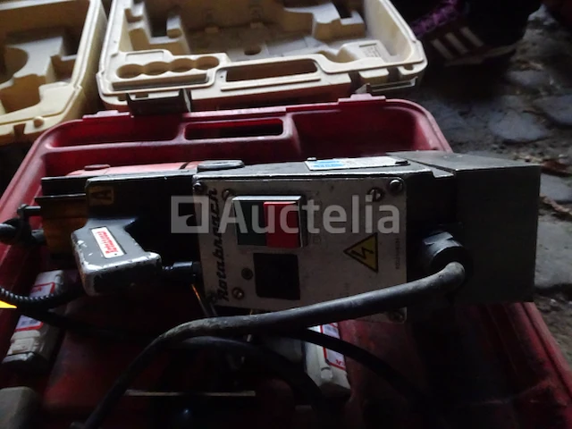 Een rotabroach magnetische kolomboormachine - afbeelding 3 van  4