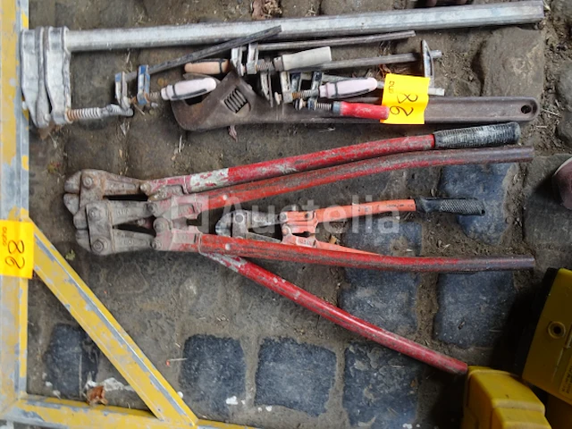 Een set handgereedschap - afbeelding 5 van  6
