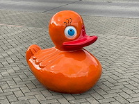Eend oranje/ duck orange h110cm - afbeelding 1 van  2