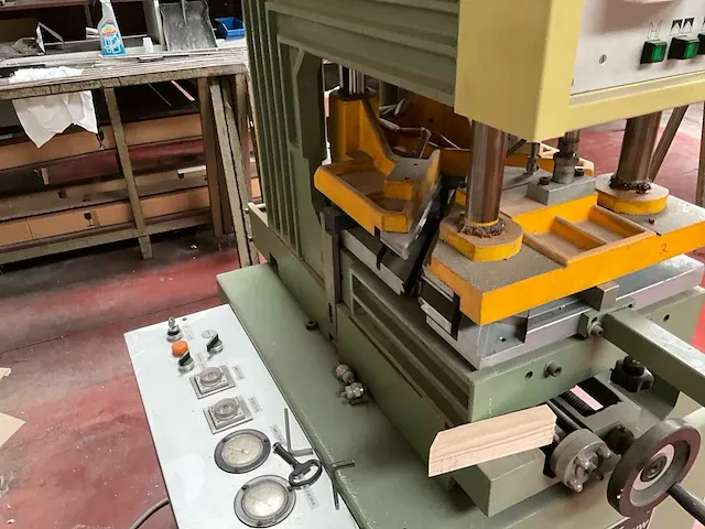 Eenkopslasmachine soenen hendrik cr 80/1 - afbeelding 10 van  14
