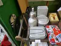 Eetbakjes en drinkflessen in aluminium - afbeelding 1 van  1