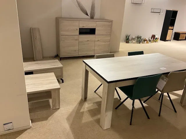 Eetkamer - afbeelding 1 van  13