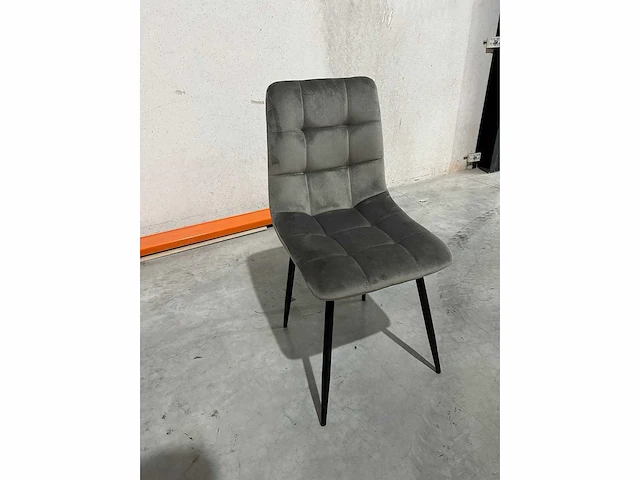 Eetkamerstoel grijs velvet showroommodel (4x) - afbeelding 1 van  4