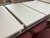 Eetkamertafel met 4 metalen bijzetstoelen - afbeelding 2 van  4