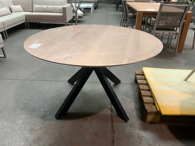 Eetkamertafel - afbeelding 1 van  4