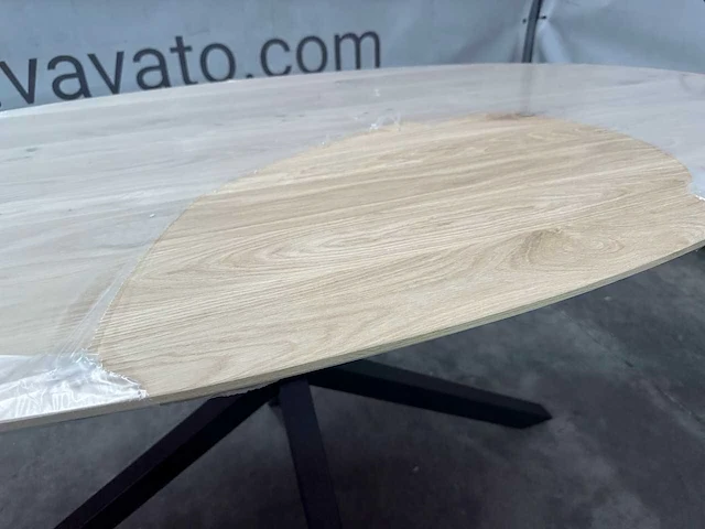Eettafel - ovaal - zwart metalen spinpoot - afbeelding 3 van  6