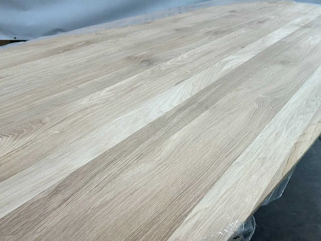Eettafel - ovaal - zwart metalen spinpoot - afbeelding 3 van  5