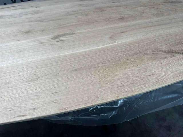 Eettafel - ovaal - zwart metalen spinpoot - afbeelding 3 van  6