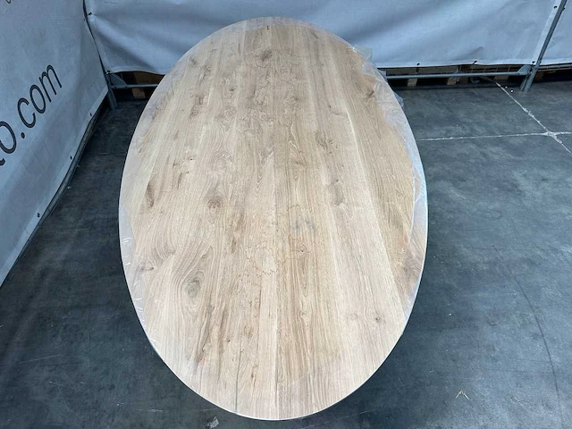 Eettafel - ovaal - zwart metalen spinpoot - afbeelding 6 van  6