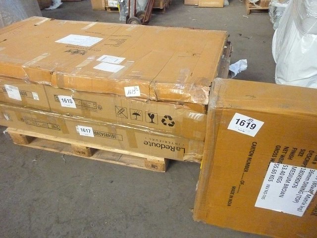 Eettafel gemaakt van massief acaciahout - afbeelding 9 van  9