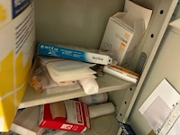 Ehbo materiaal - afbeelding 3 van  3
