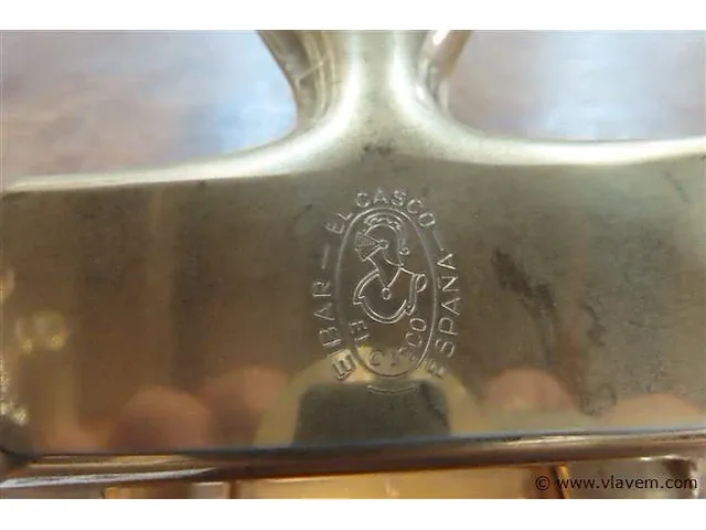 Eibar perforator en nietjesmachine - afbeelding 2 van  3
