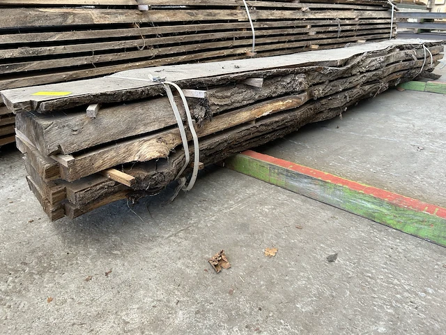 Eik stam- lengtes +/- 3400mm - afbeelding 2 van  3