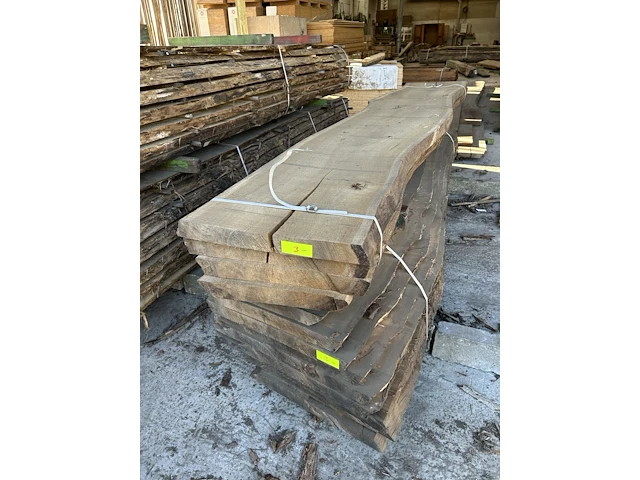 Eik stam europees + rode amerikaanse eik - lengtes +/- 3560mm - afbeelding 1 van  5