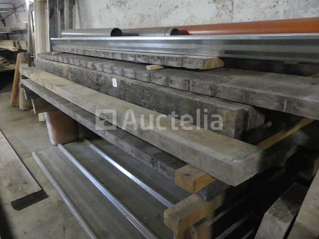 Eiken- en dennenhout - afbeelding 9 van  12