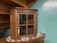 Eiken hangkastje hoekvorm