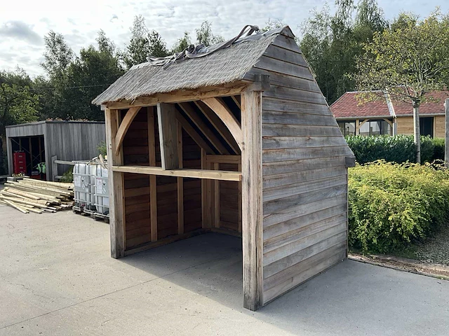 Eiken houten stal/bijgebouw - afbeelding 1 van  12