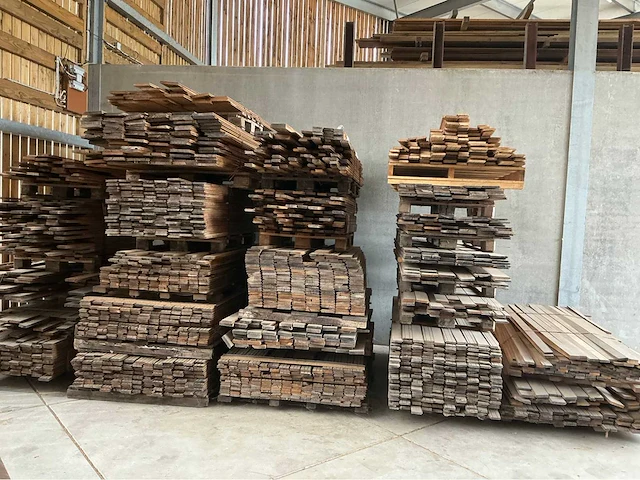 Eiken houten vloer (500x) - afbeelding 1 van  5