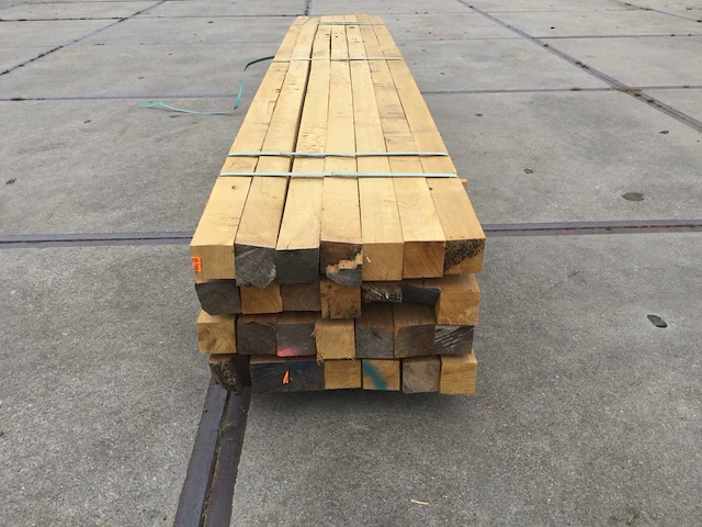 Eiken kepers 65x70x3200 ( 28 ) - afbeelding 1 van  7