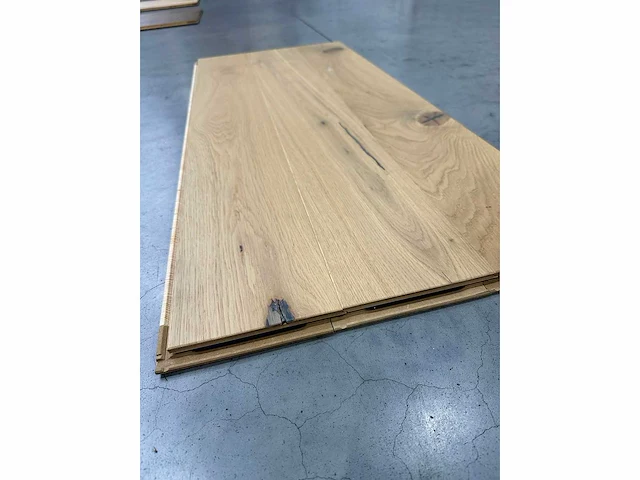 Eiken meerlagen parketvloer - kleur 042 (28,32 m²) - afbeelding 2 van  3