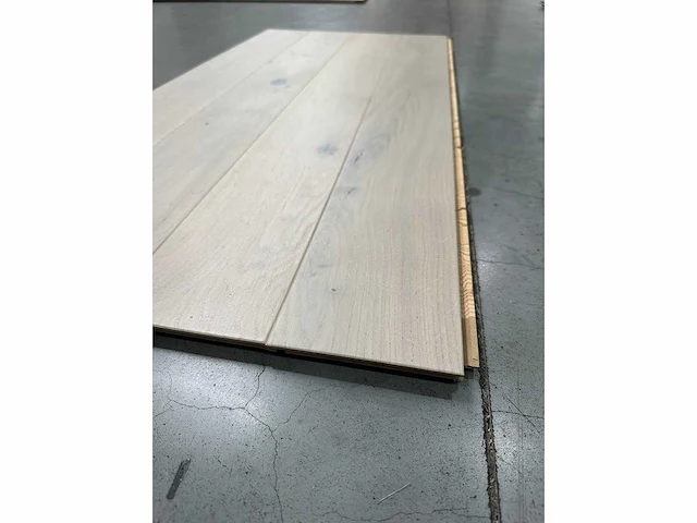 Eiken meerlagen parketvloer - kleur 072 (43,56m²) - afbeelding 3 van  3