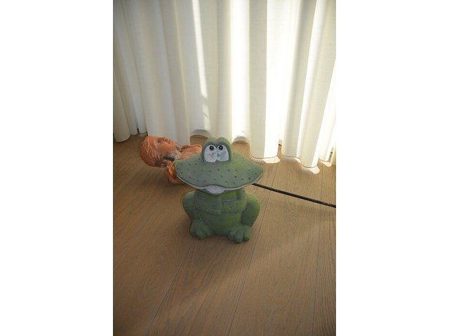 Eiken rond tafeltje, dienplateau, schilderij op doek - afbeelding 3 van  13