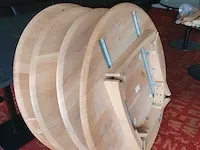 Eiken ronde tafels - afbeelding 1 van  10