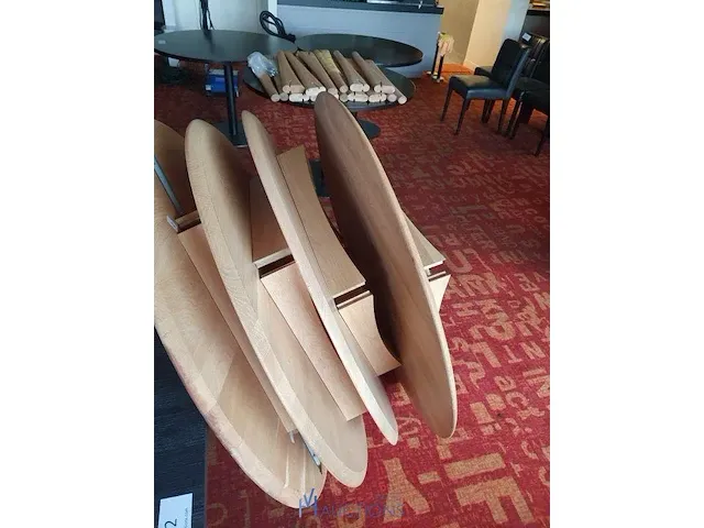 Eiken ronde tafels - afbeelding 2 van  10