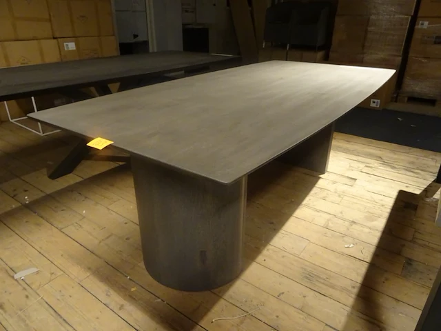 Eiken tafel - afbeelding 1 van  4