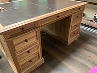 Eikenhouten bureau. - afbeelding 4 van  5