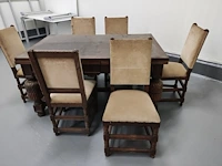 Eikenhouten eettafel met uitschuifbaar blad vlaamse stijl afm. 150x100 cm, 6 houten stoelen met beige stoffen zit - afbeelding 10 van  13