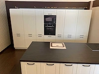 Eiland keukenopstelling expo 30 in bouwpakket - afbeelding 3 van  22