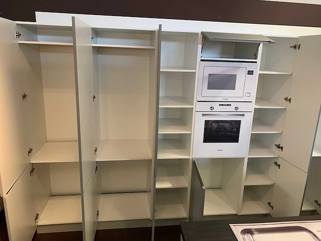 Eiland keukenopstelling expo 34 iris grey in bouwpakket - afbeelding 2 van  17