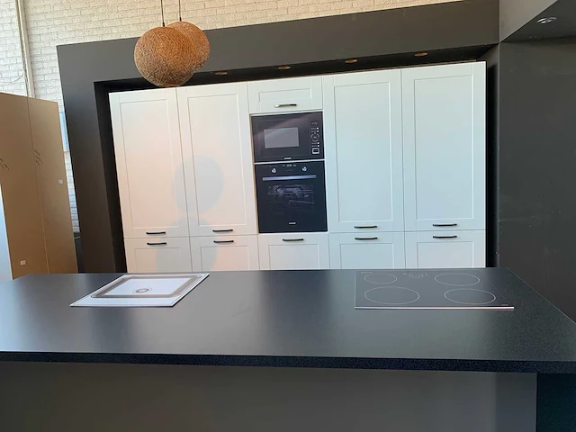 Eiland keukenopstelling expo 40 wit in bouwpakket - afbeelding 10 van  12