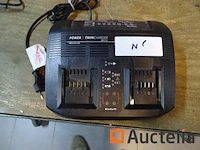 Einhell dubbele oplader - afbeelding 1 van  4