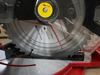 Einhell kap- en verstekzaag - afbeelding 3 van  4
