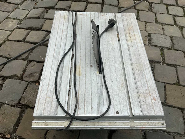 Einhell tks 15 / 250 uv tafelcirkelzaagmachine - afbeelding 4 van  6